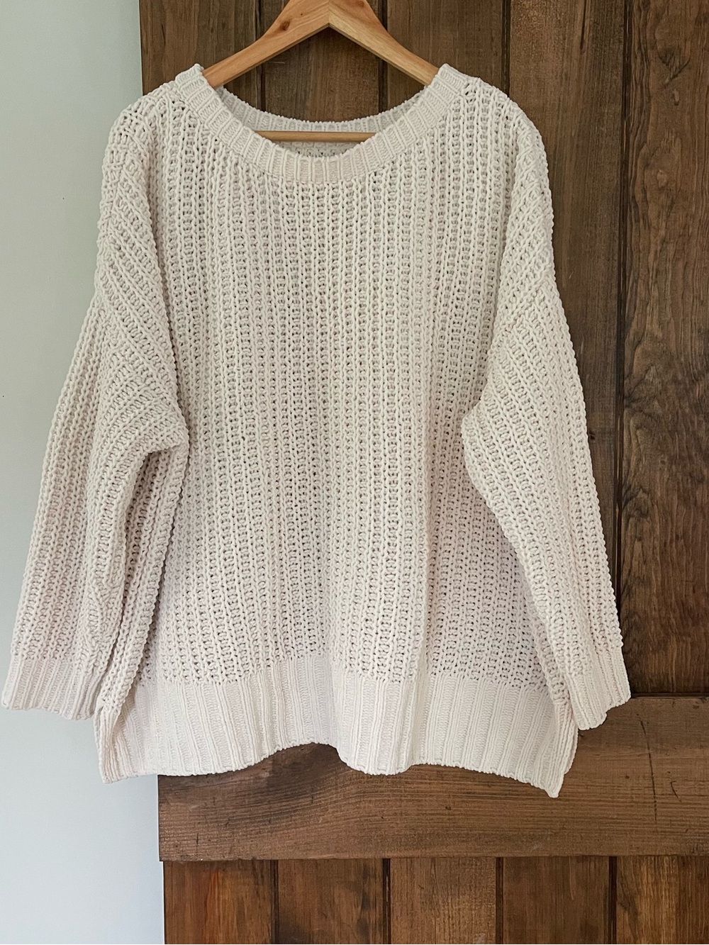 American Eagle Ivory Oversized Chunky Knit Slouchy Sweater Medium